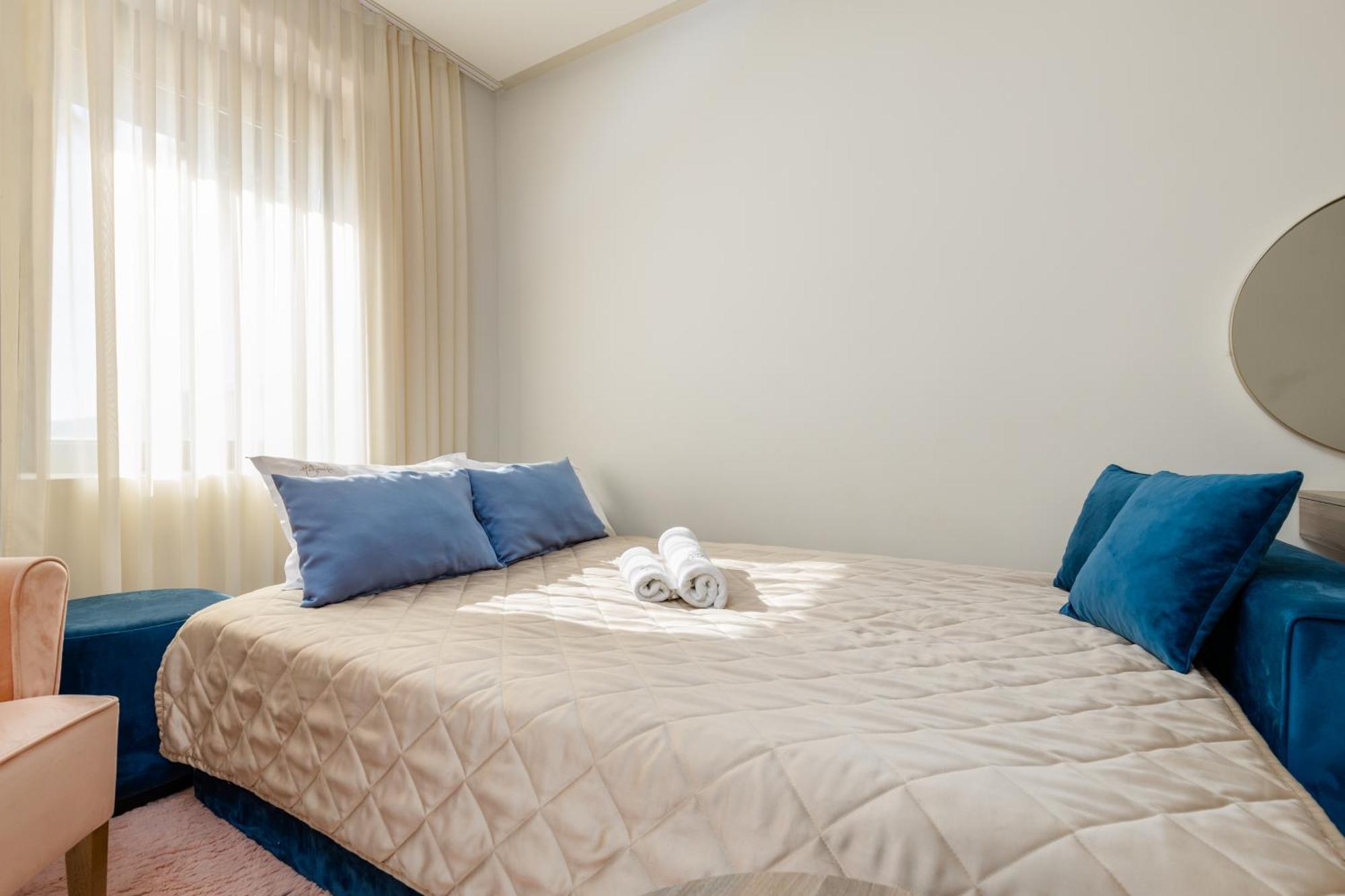 Hotel Vila Hedonija Herceg Novi Zimmer foto